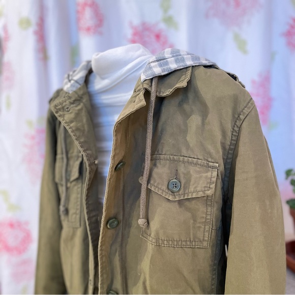 GAP ultimate fall/spring jacket olive green with striped lining - Picture 3 of 9